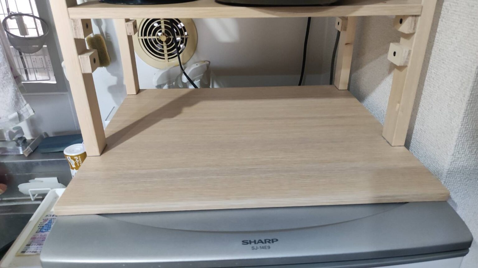 【DIY】スライドレールを使って簡単に後付け引き出し棚 - 炊飯器も出し入れ出来て便利- ヒゲオミのDIY